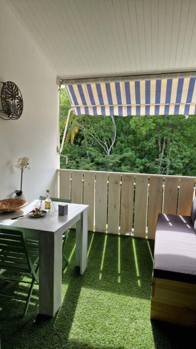 Appartement 500 Metres De La Plage A Gosier Le Gosier  Exteriér fotografie